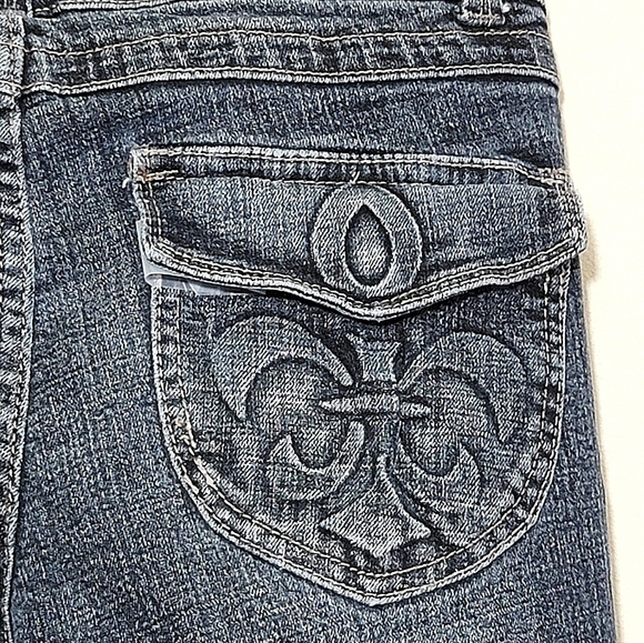 Bubblegum Women's Stretch Mid Rise Denim Size 4 - Picture 8 of 15